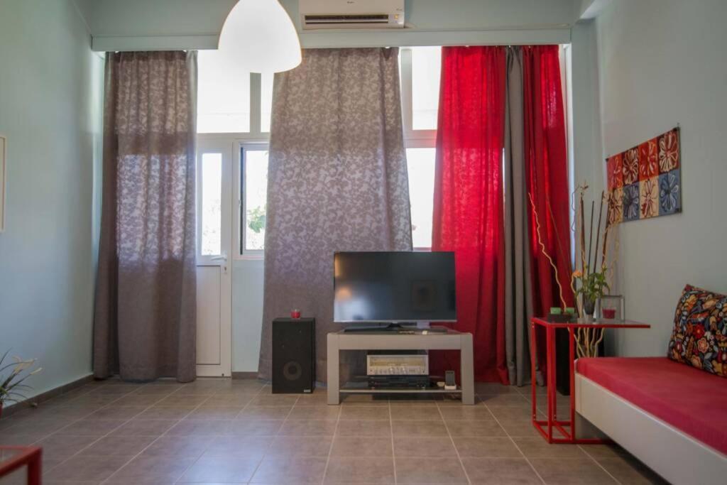 Ανακαινισμενη Μονοκατοικια 125 Τμ Στο Κεντρο Με Κηπο Villa Missolonghi Luaran gambar